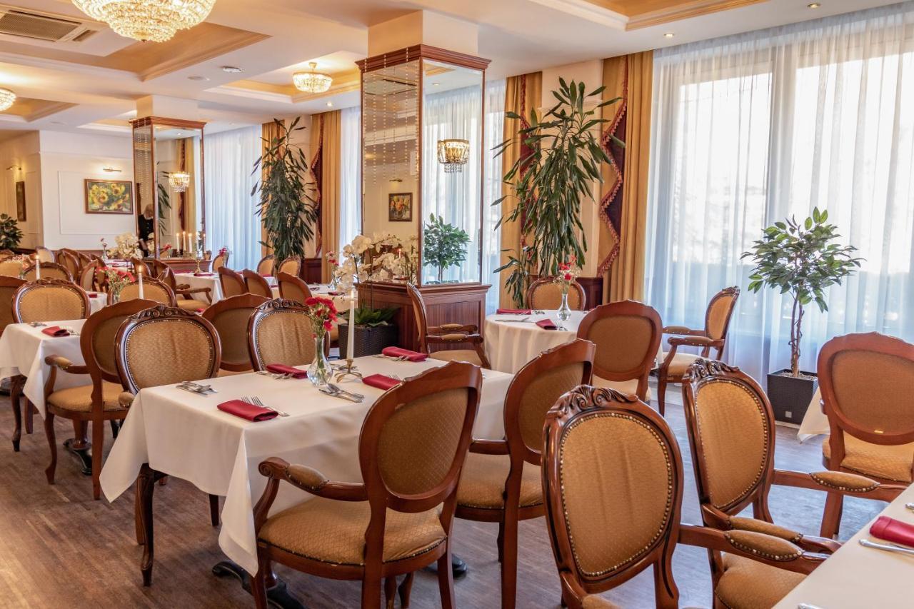 Hotel Prezydent กรินีซา ดรอยจ์ ภายนอก รูปภาพ