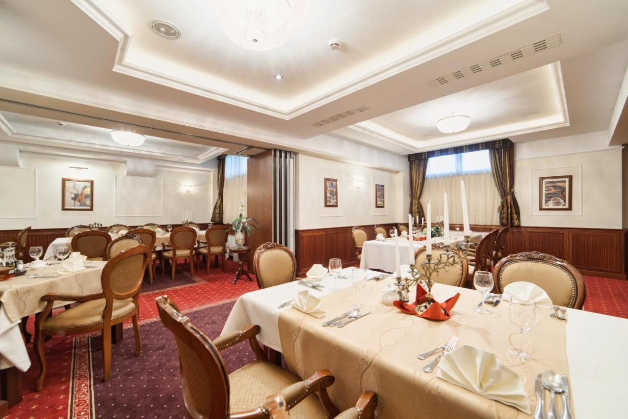 Hotel Prezydent กรินีซา ดรอยจ์ ภายนอก รูปภาพ