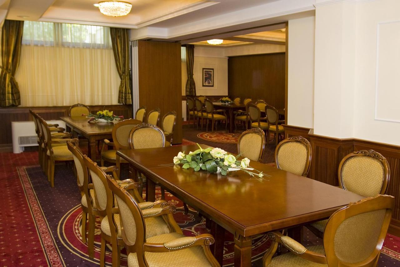 Hotel Prezydent กรินีซา ดรอยจ์ ภายนอก รูปภาพ