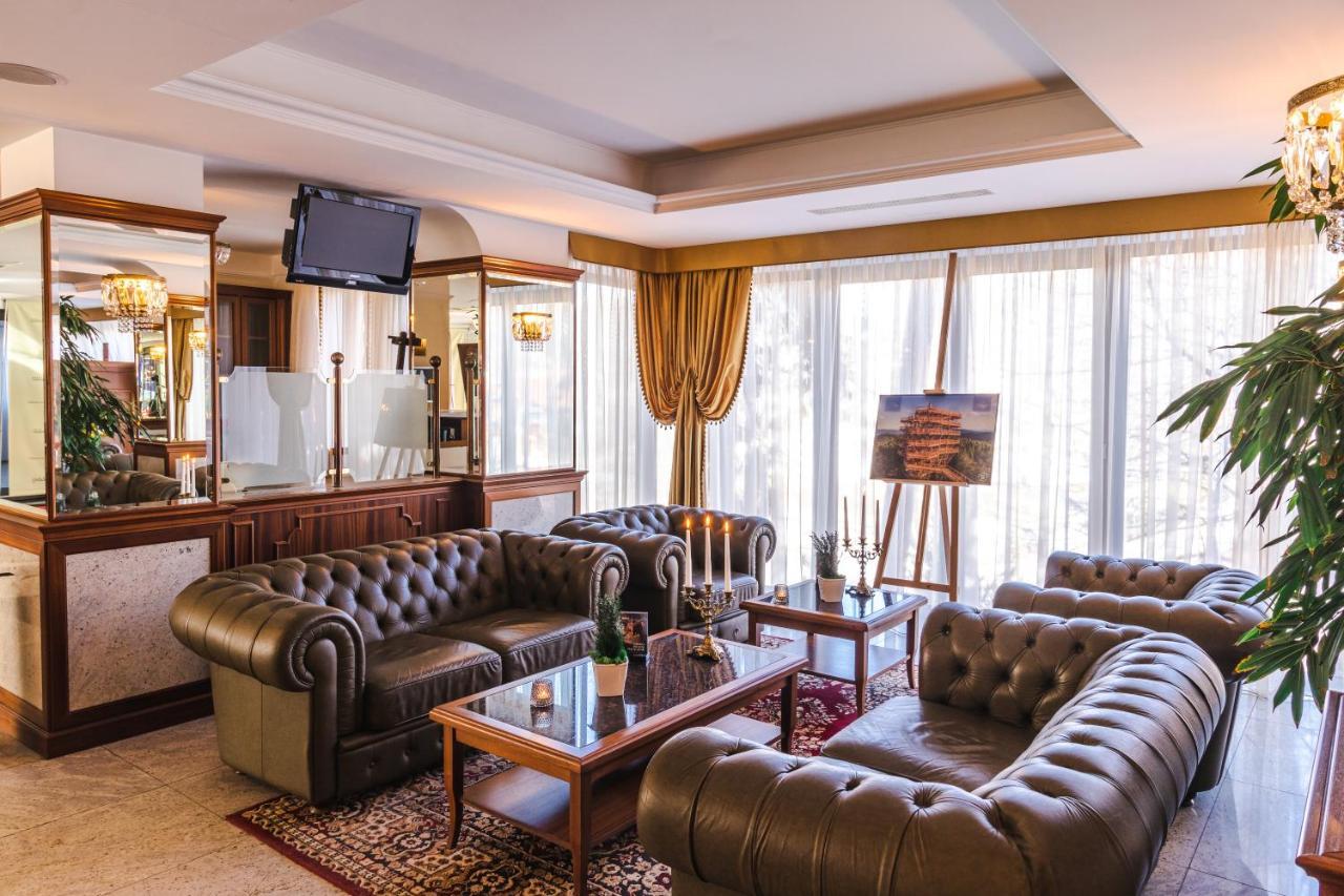 Hotel Prezydent กรินีซา ดรอยจ์ ภายนอก รูปภาพ
