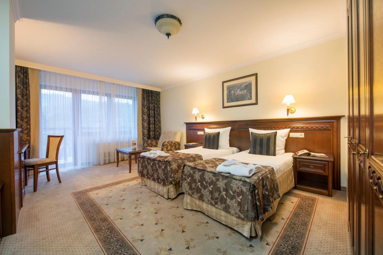 Hotel Prezydent กรินีซา ดรอยจ์ ภายนอก รูปภาพ
